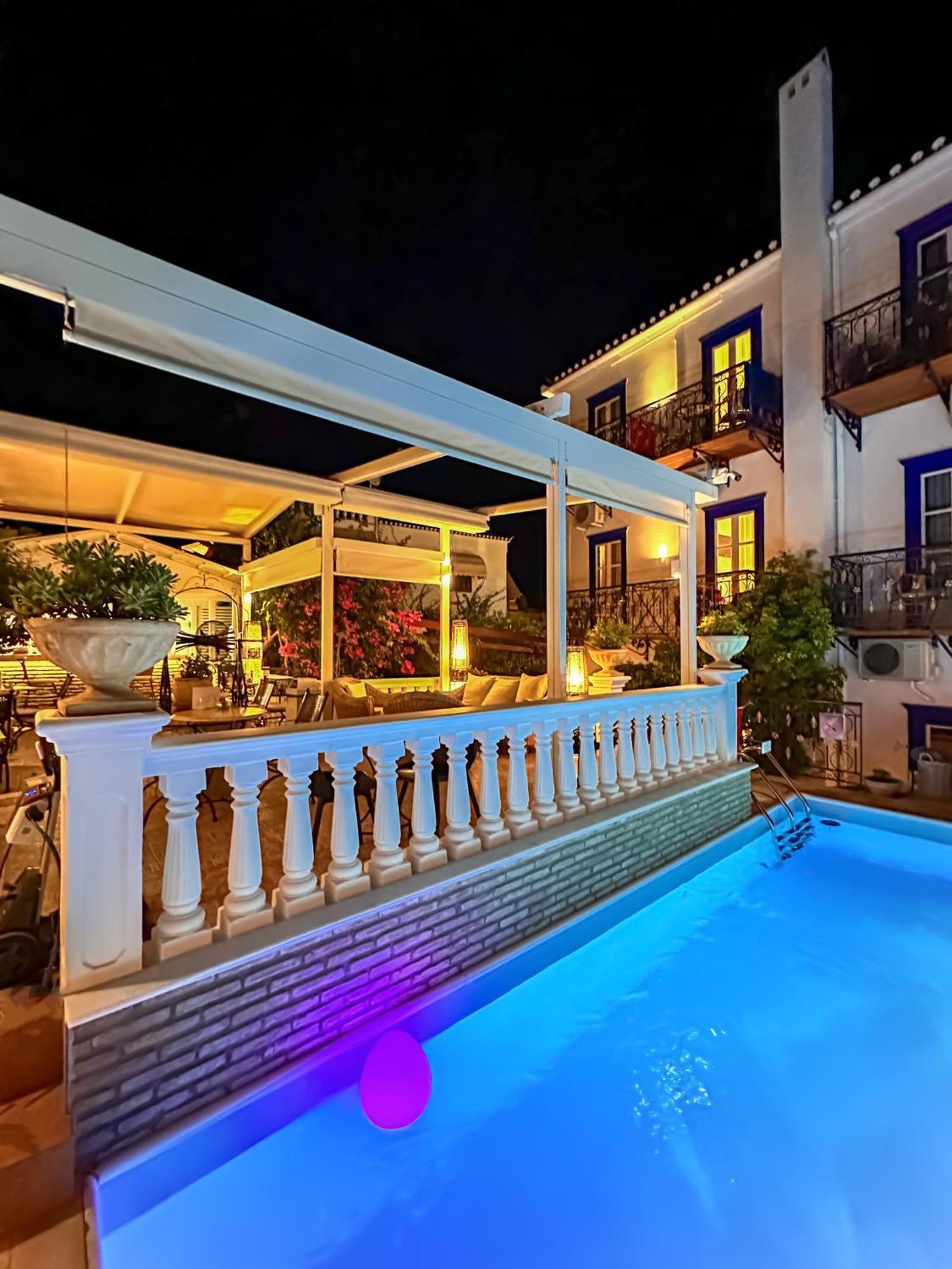 Armata Boutique Hotel 3*