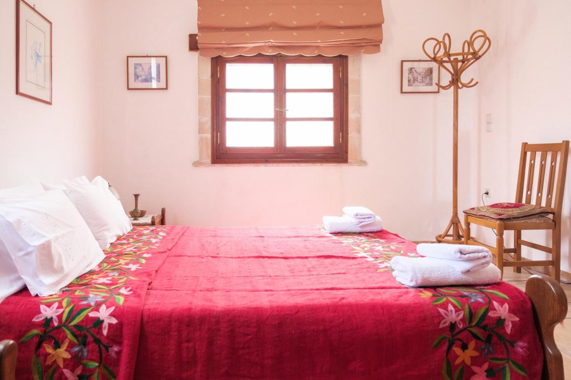 Charming With View Country house Episkopi (Rethymno)