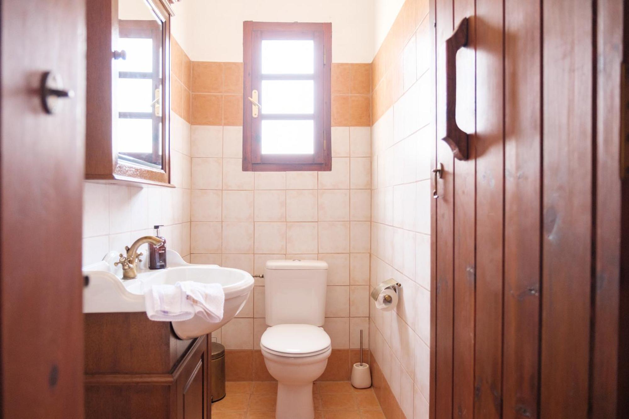 Charming With View Country house