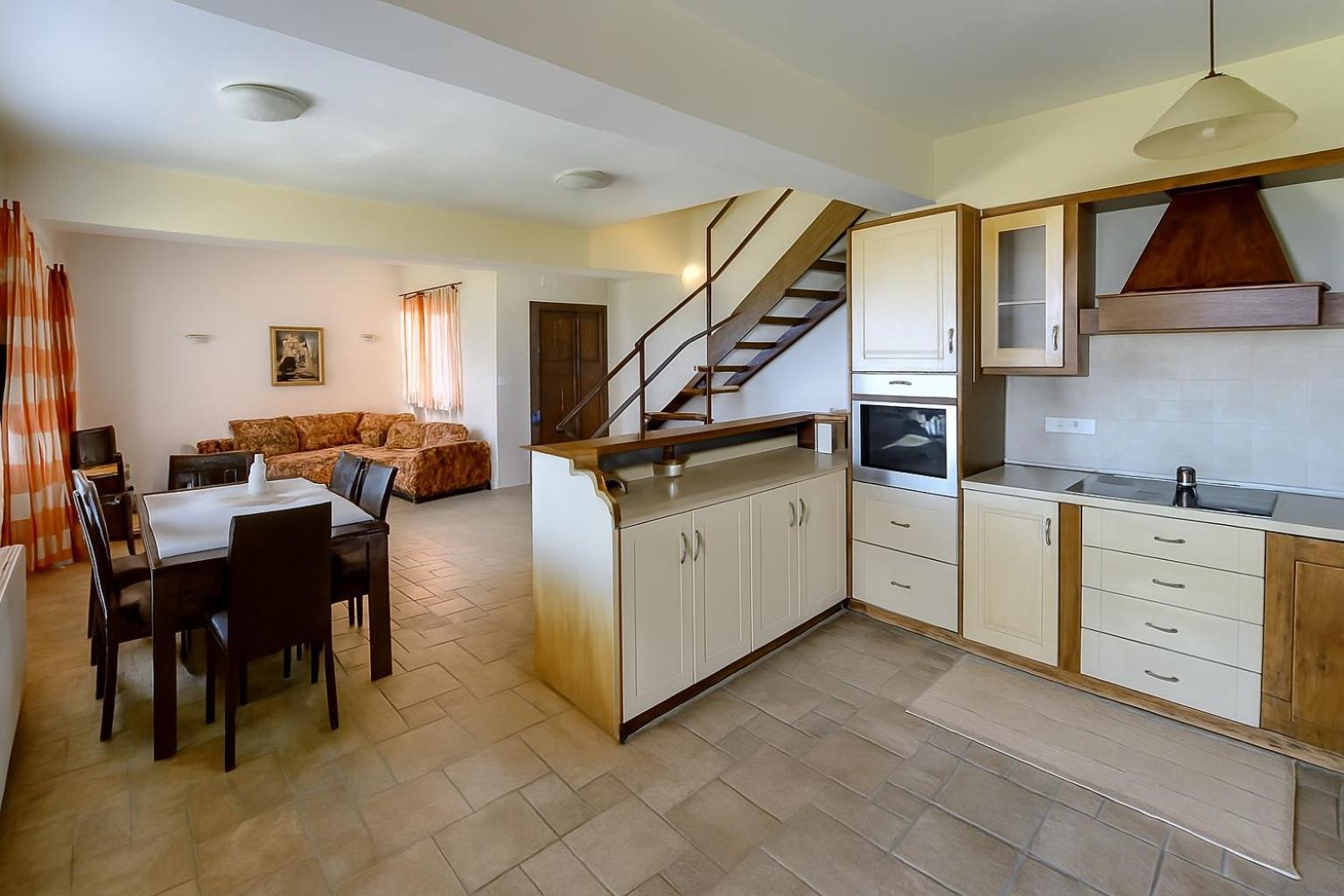 House With Private Mini Pool Jacuzzi & Viros