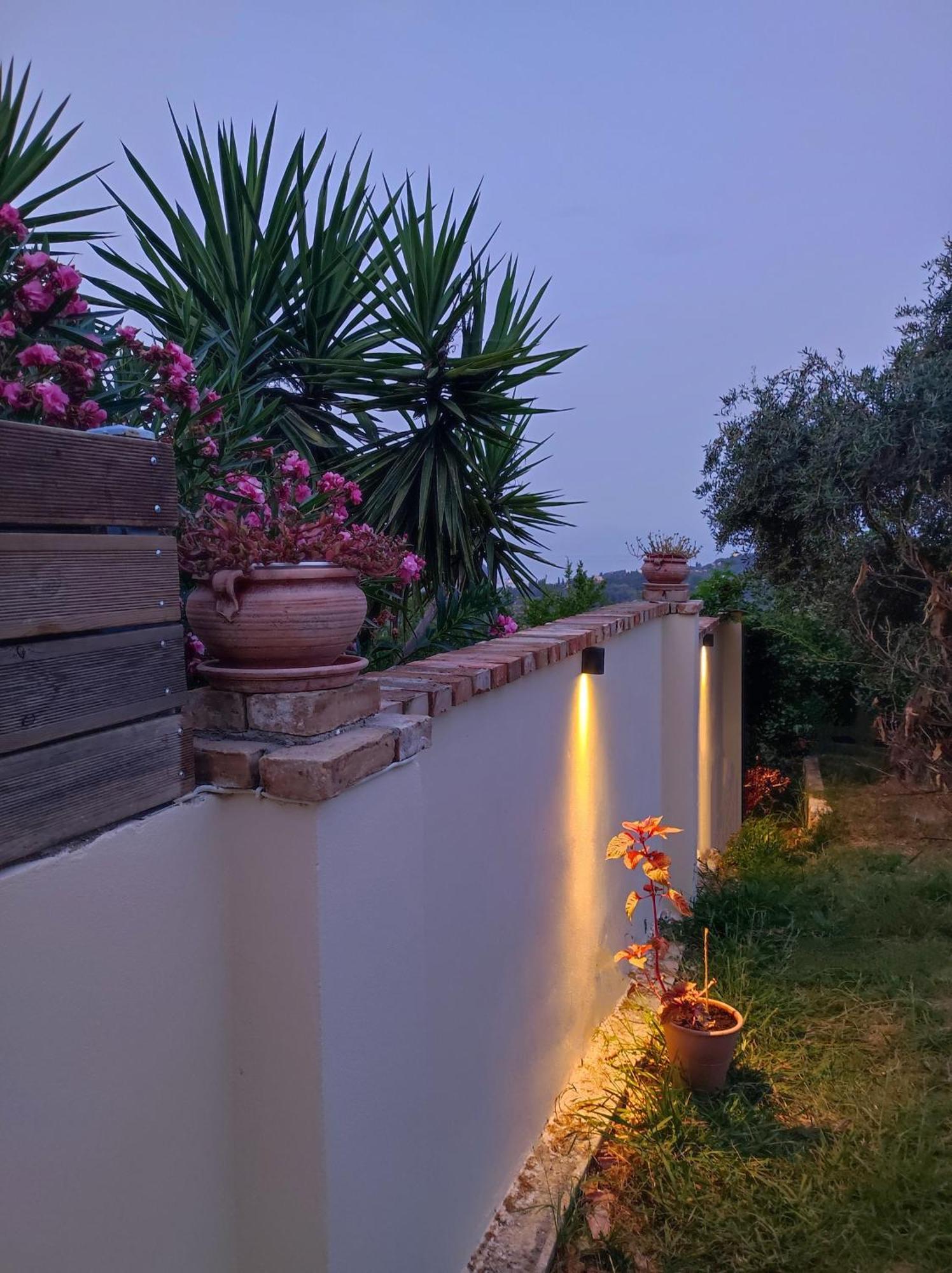 Holiday home House With Private Mini Pool Jacuzzi &