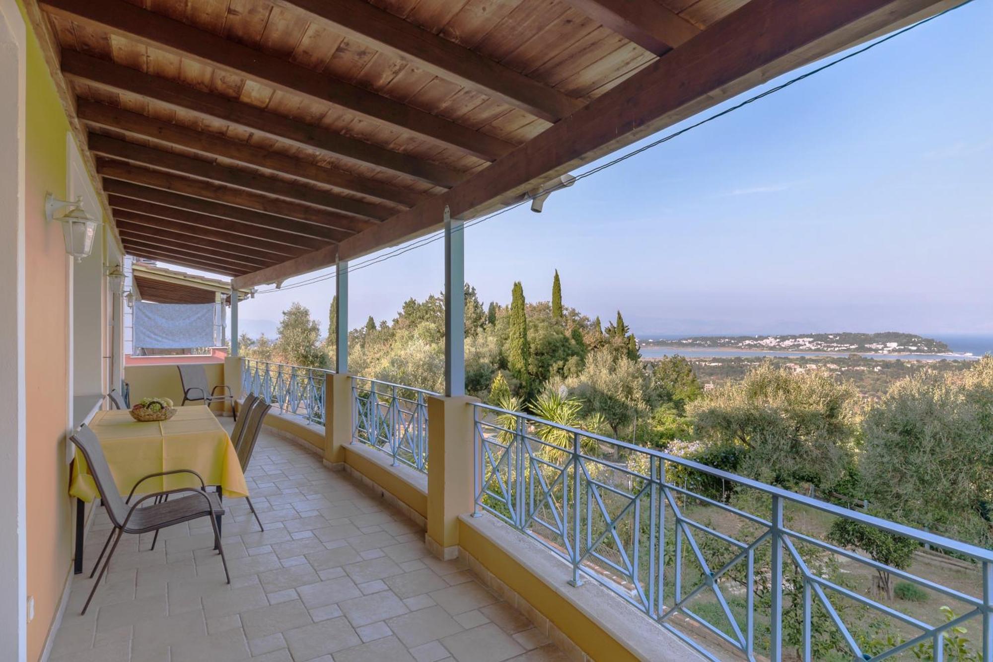 House With Private Mini Pool Jacuzzi & Holiday home *
