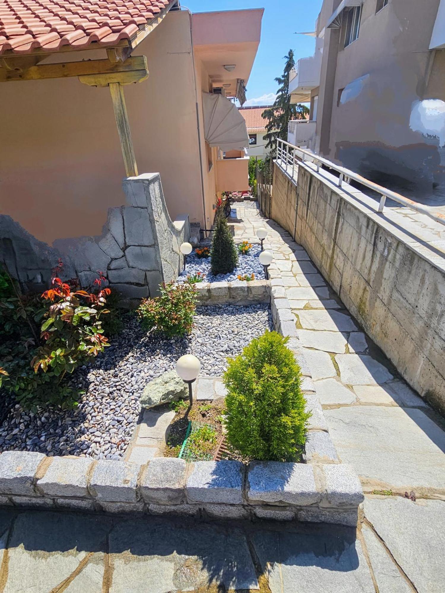 Elia * Kavala