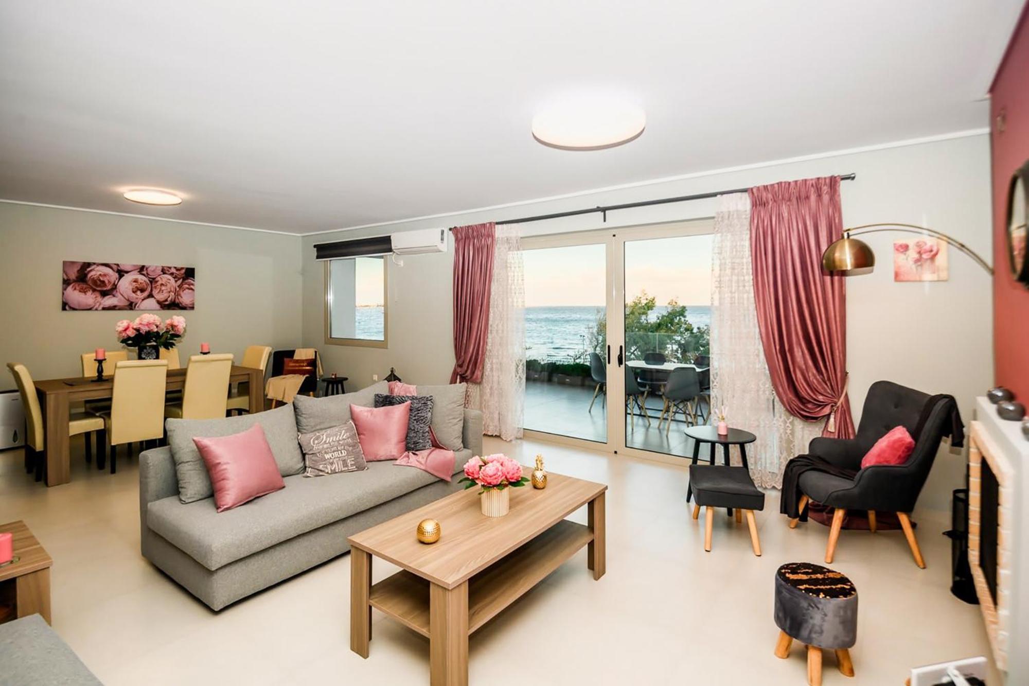 Beachfront Retreat - Peony Seabreeze Gem * Artemida (Attica)