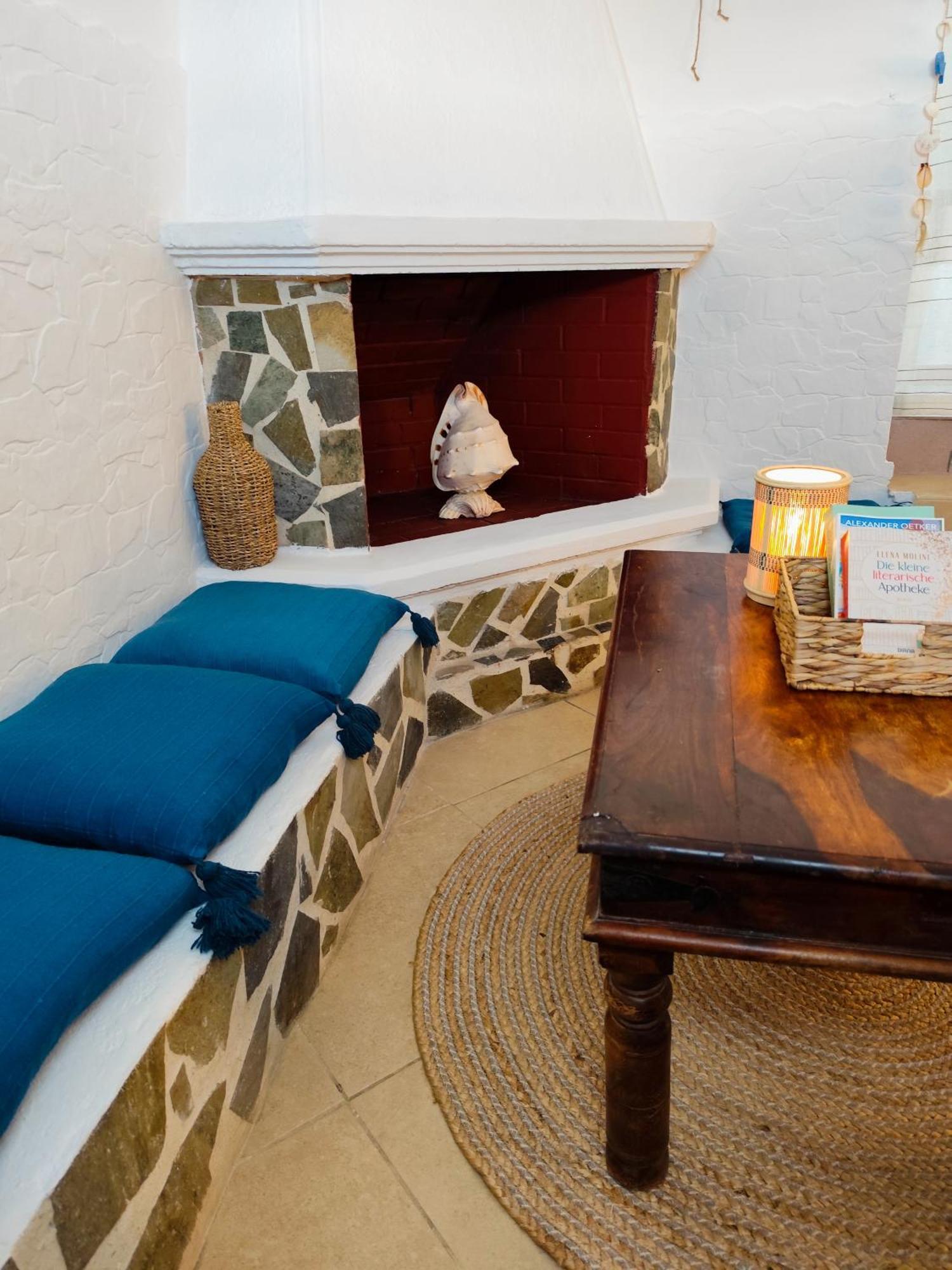 Sea Breeze Holiday home *