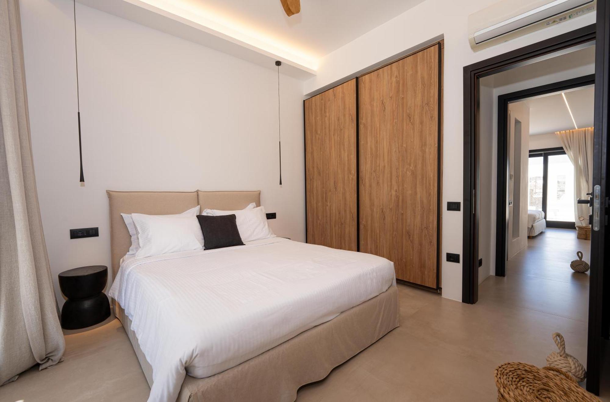 Mykonos Villa, Luxe Escape With Private Pool