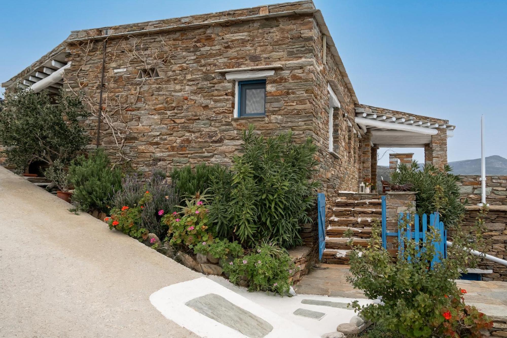 Spacious & Cozy Flat - 5 Mins To Batsi Bay Apartment Batsi (Andros)