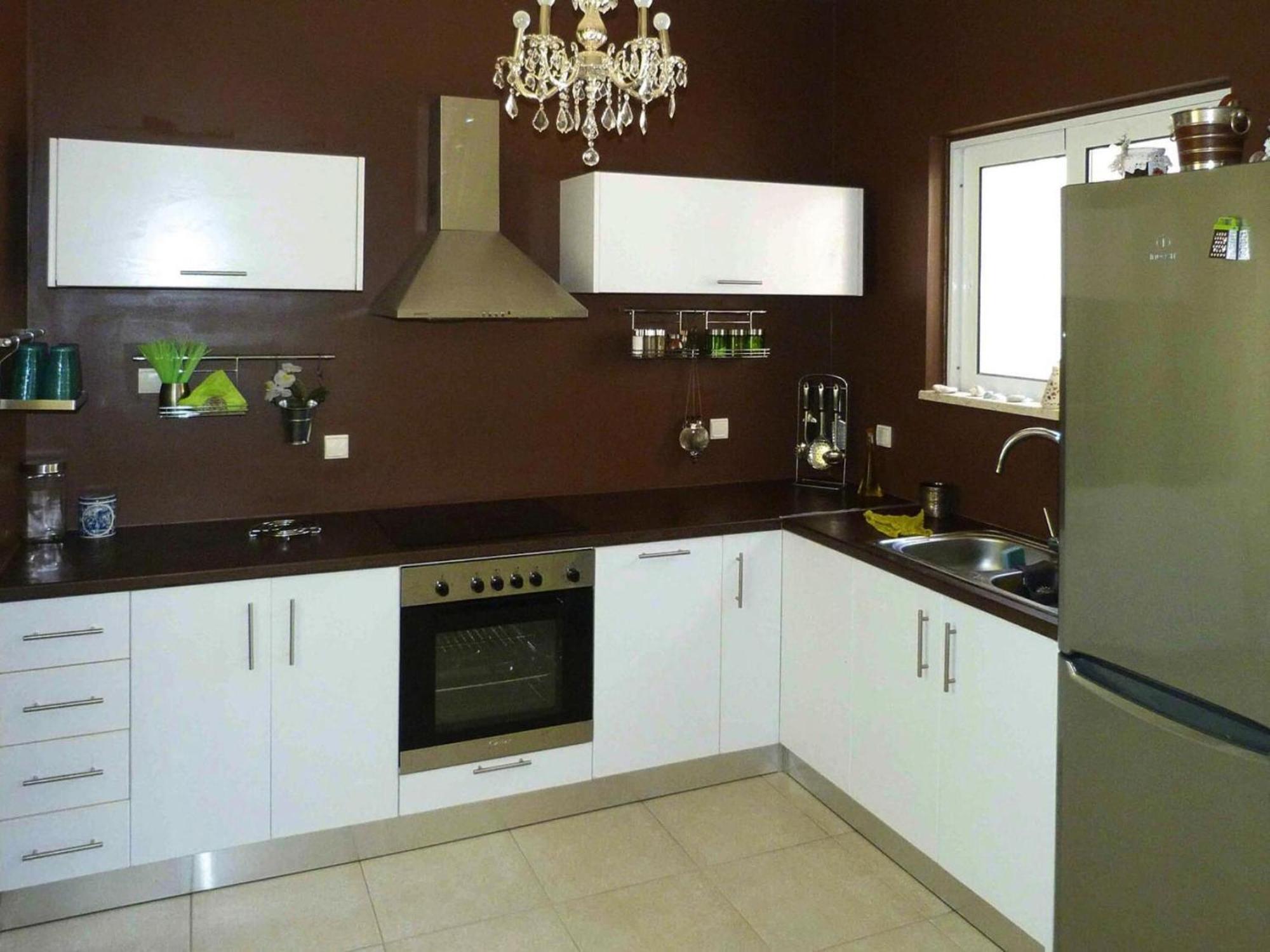 Villa In With Shared Pool Nopigia