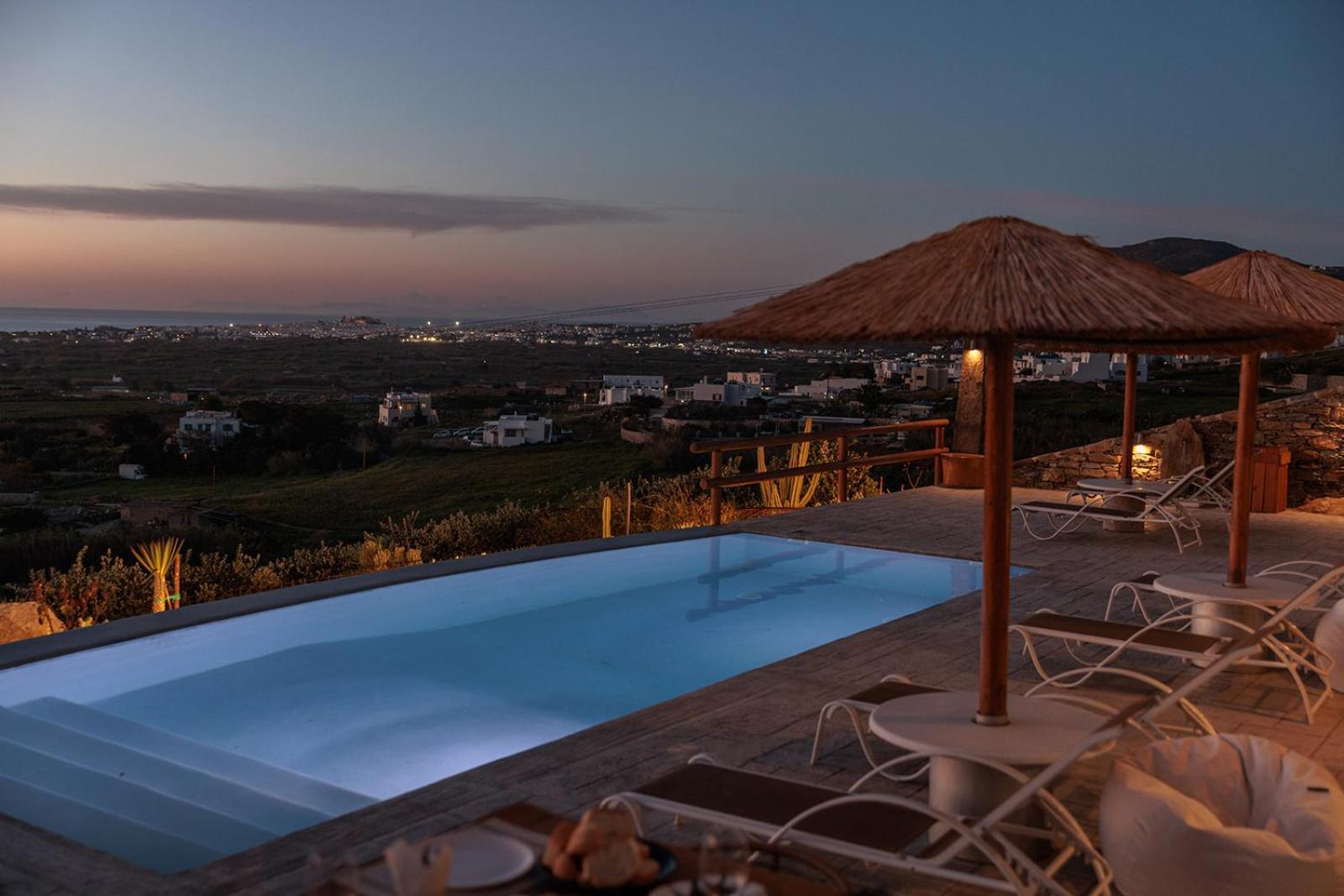 Papa Apartment Glinado Naxos