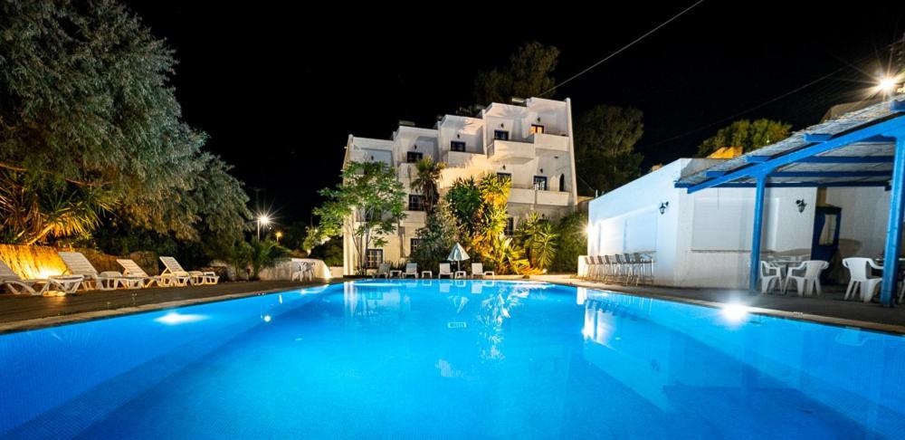 Aparthotel Athina