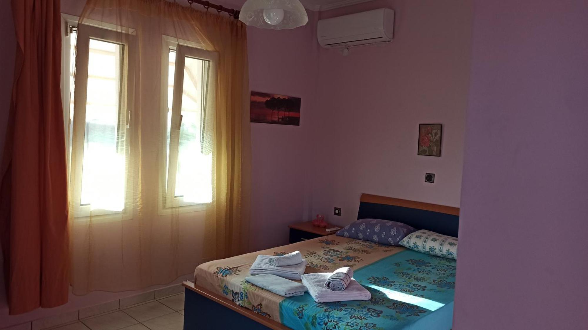 Holiday home The Emerald Lopi, 2km From Ammolofoi Beach! The Kept Secret In Nature, Of Nea Peramos (Macedonia)