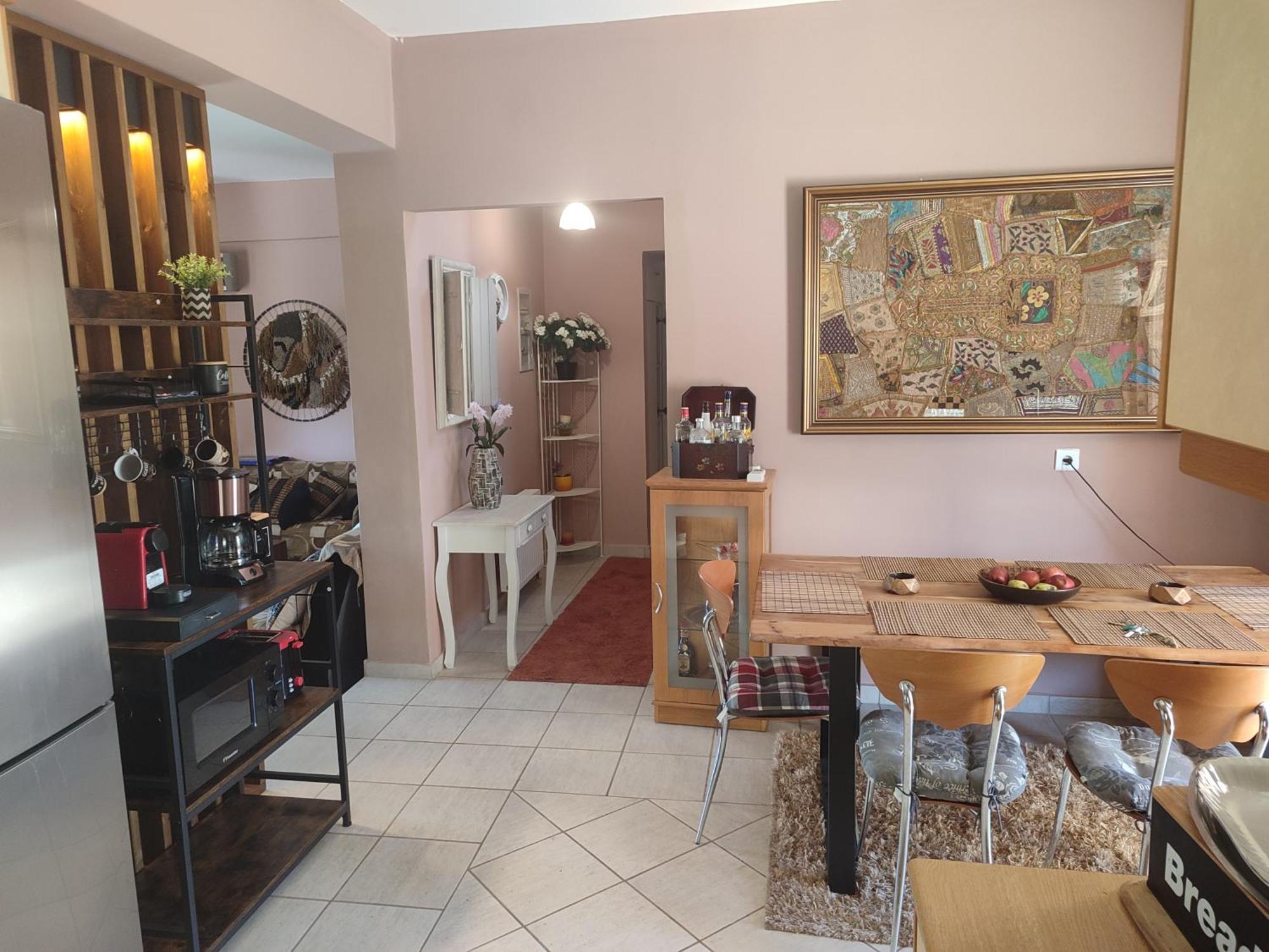 George's Family Friendly Maisonette With Great Exterior *