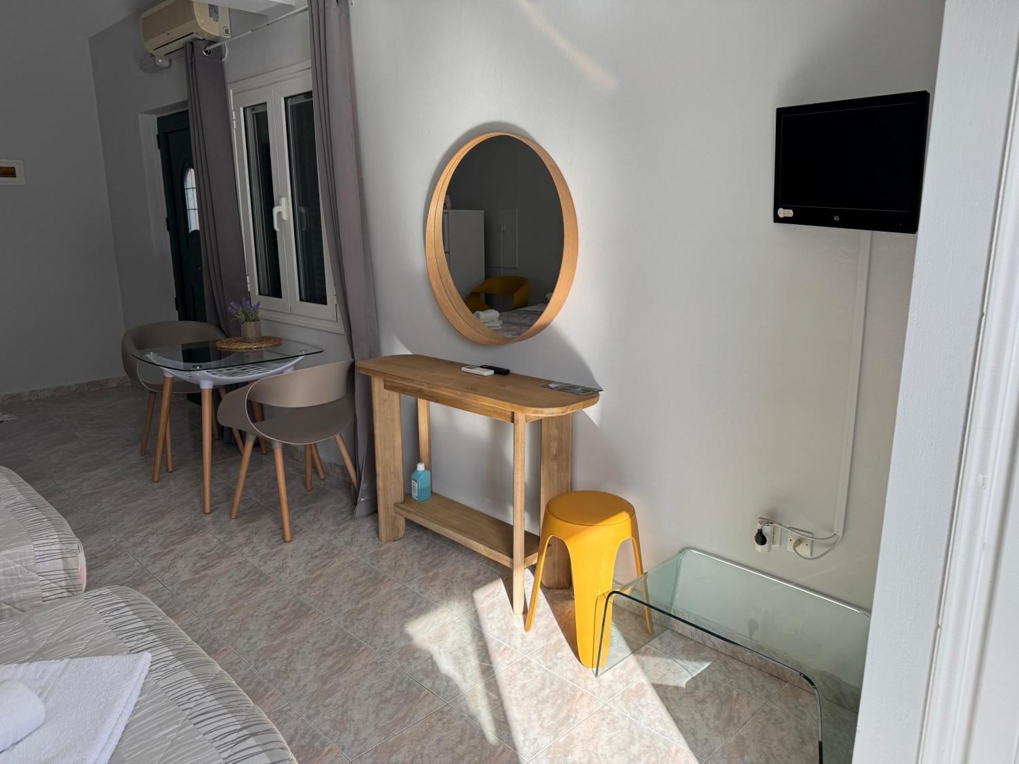 Port View Apartment