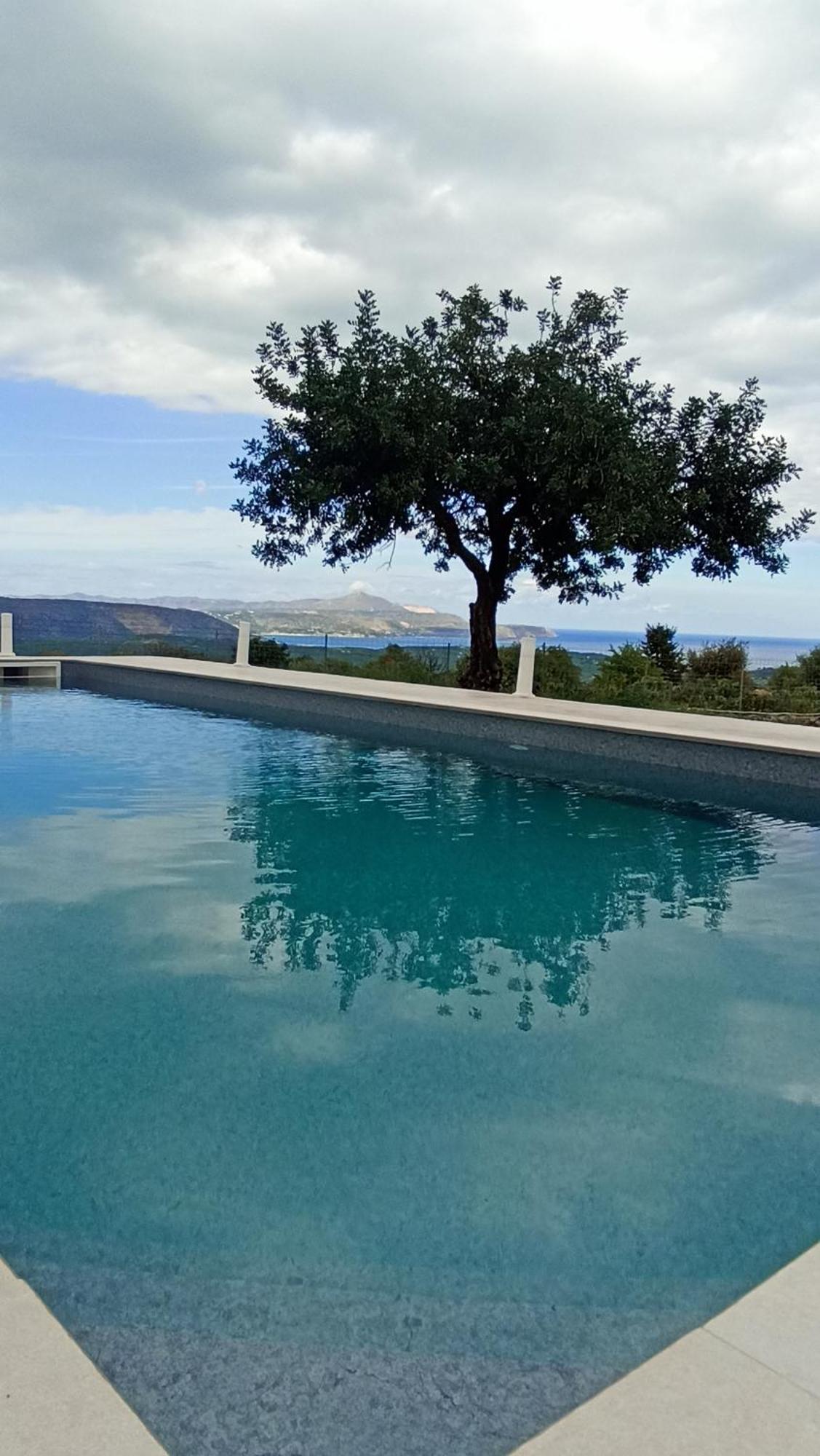 Stone Halepa With Panoramic View. * Neon Khorion (Chania)
