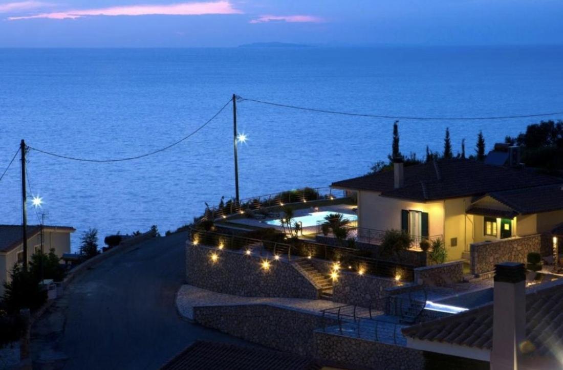Pantheon And Villa Agios Nikitas