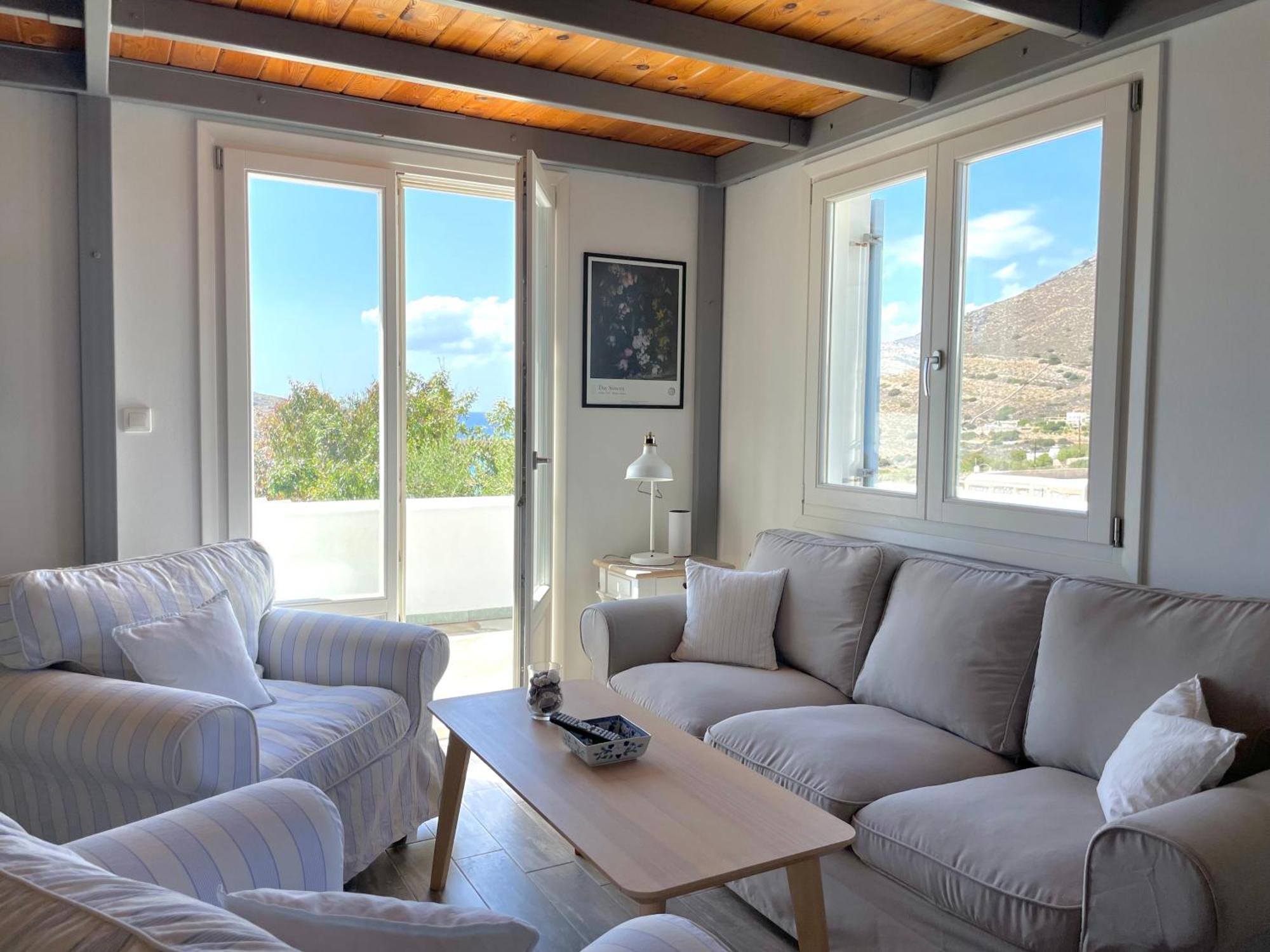 'Paraside' Seaside Villa In Delfini Says Netflix Kini