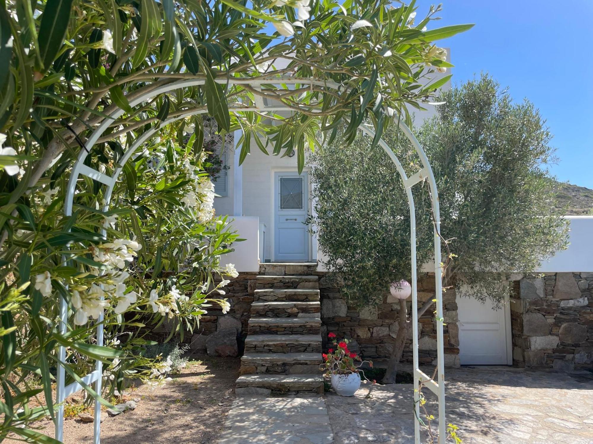 'Paraside' Seaside Villa In Delfini Says Netflix Holiday home