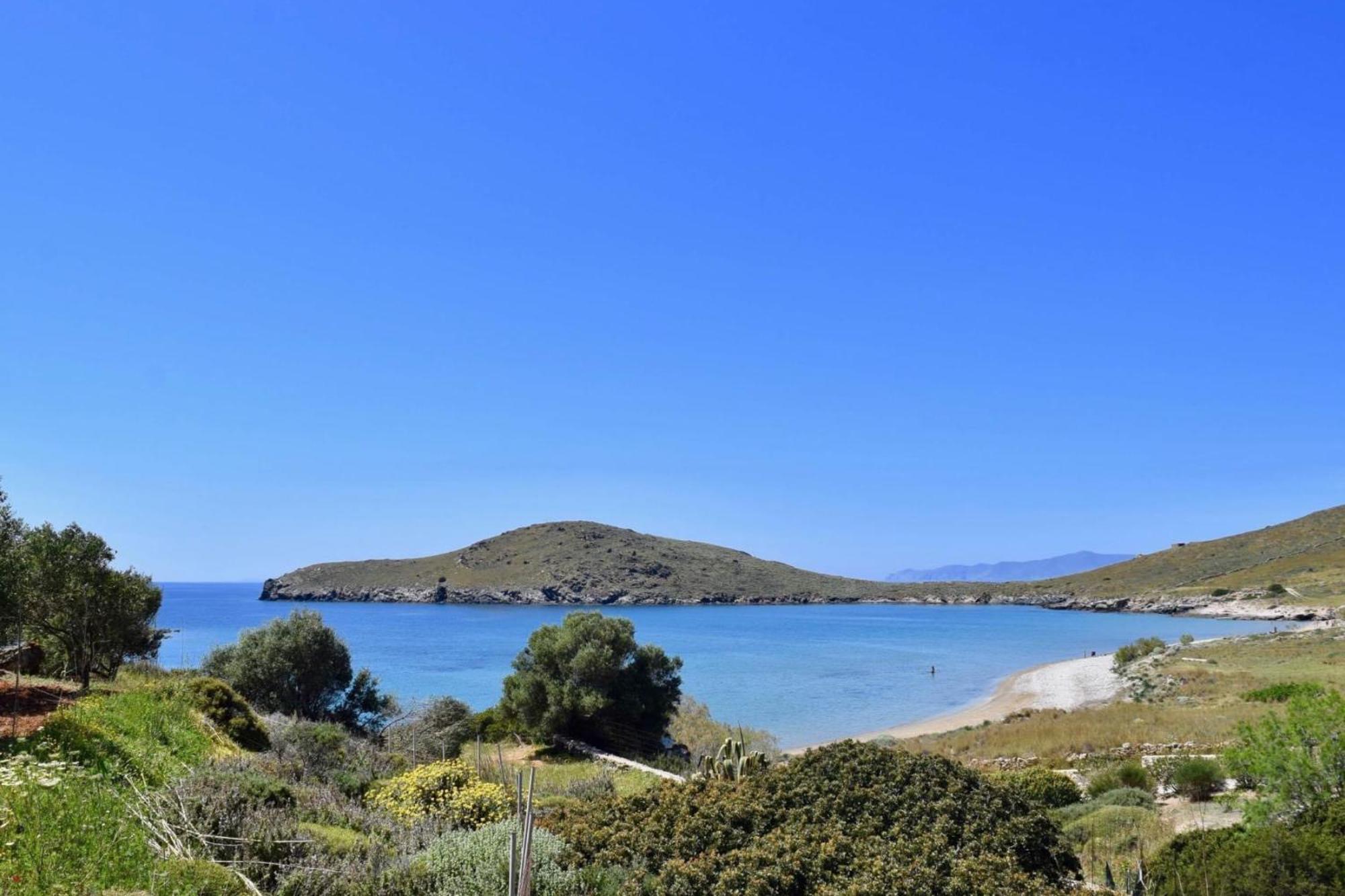 Holiday home 'Paraside' Seaside Villa In Delfini Says Netflix Kini