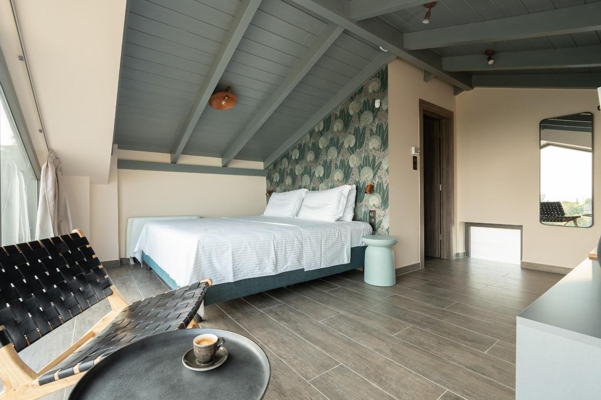 Ilvy Hotel *