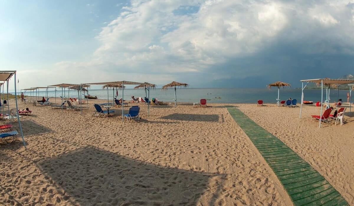 M.o.m.'s Alexandroupoli