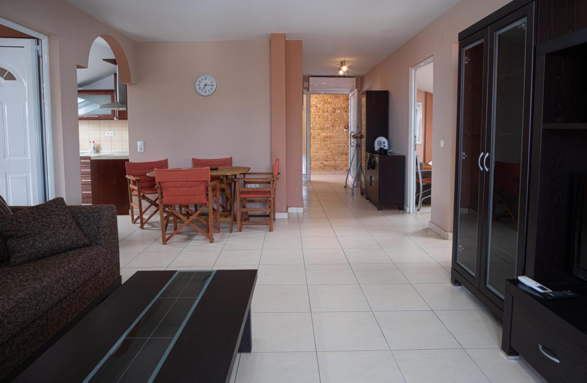 Hotel Dionysos Polichrono 3*