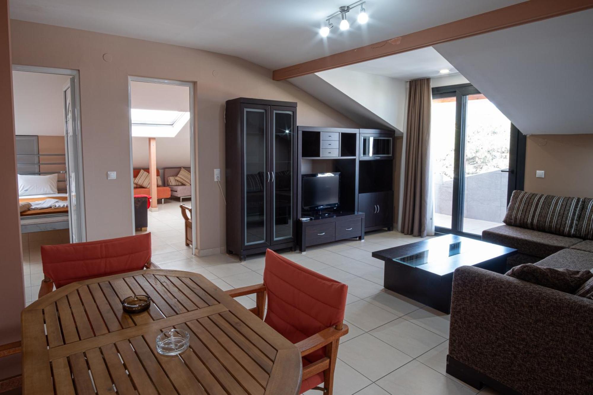 Hotel Dionysos Polichrono