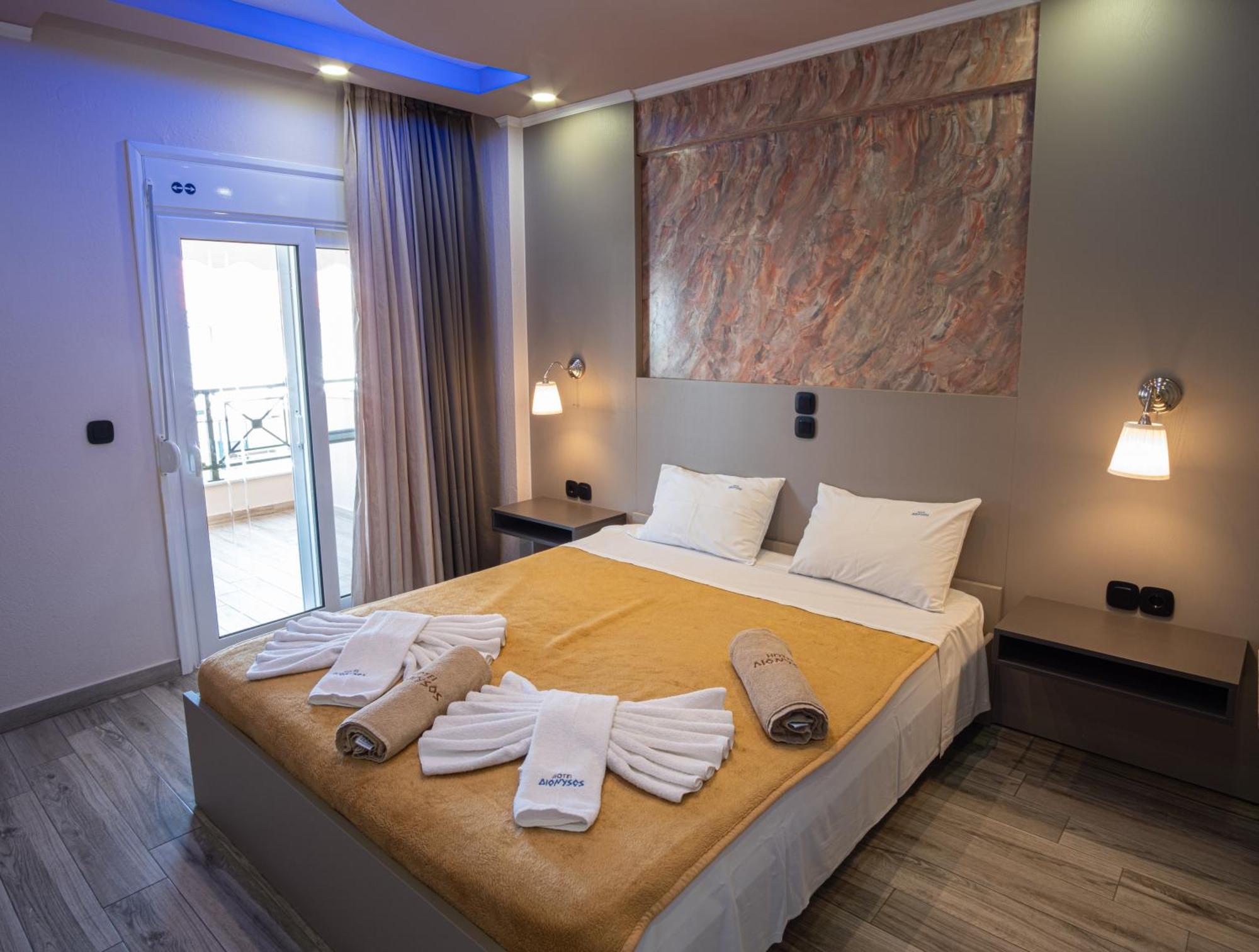 Hotel Dionysos Polichrono 3*