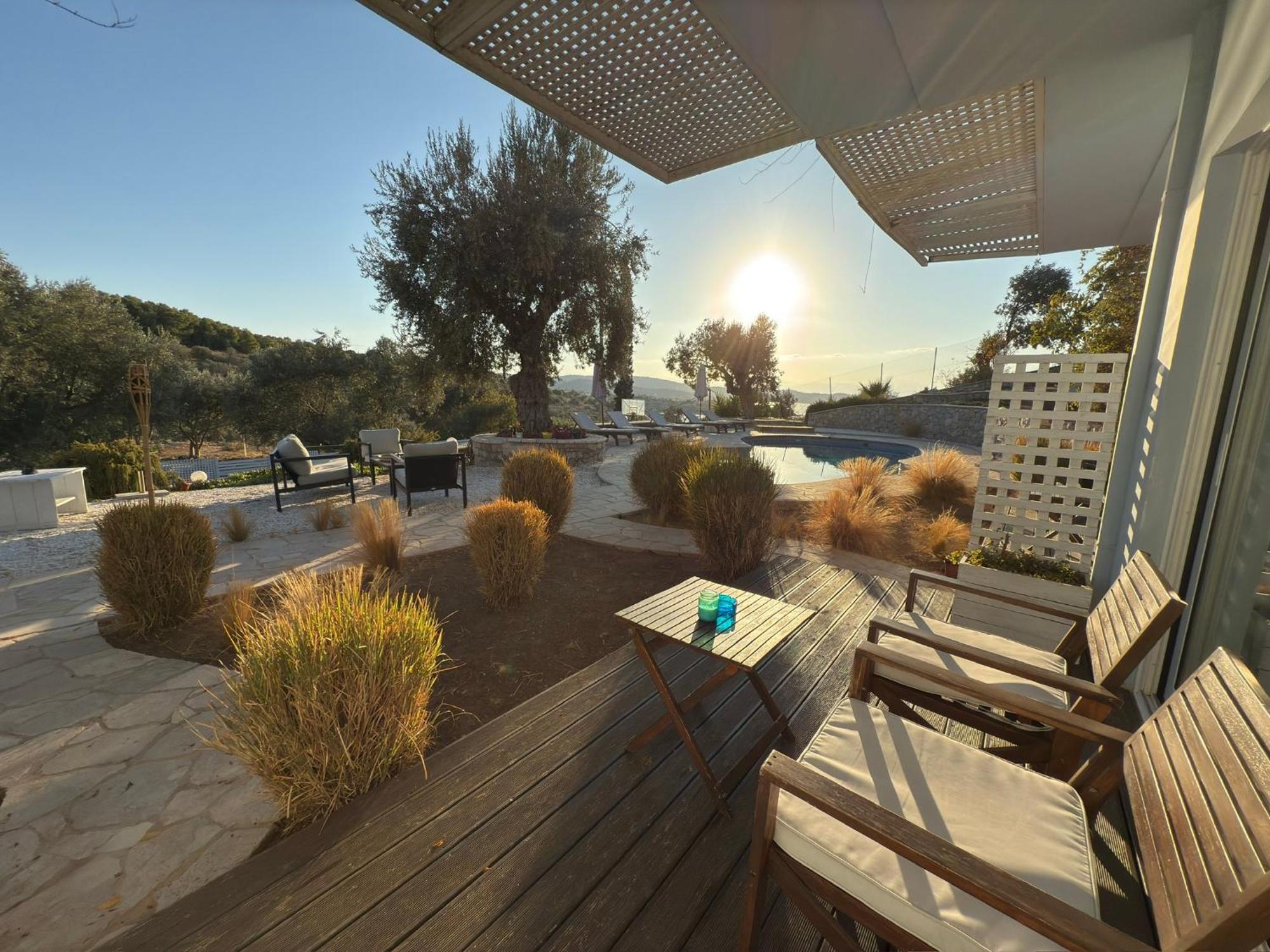 Sunny Villa Koilas