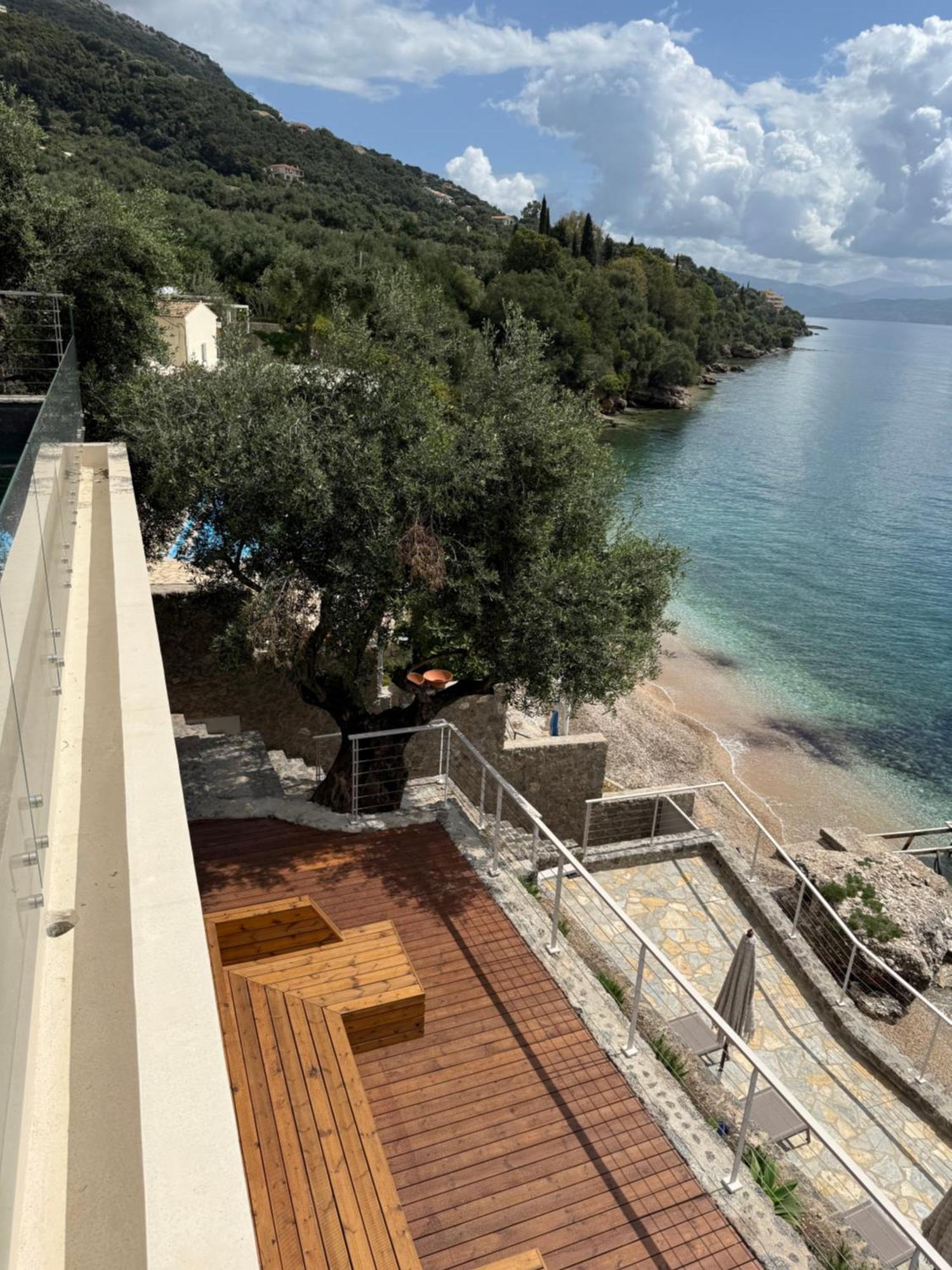 Villa Ellysian Shores Beachfront
