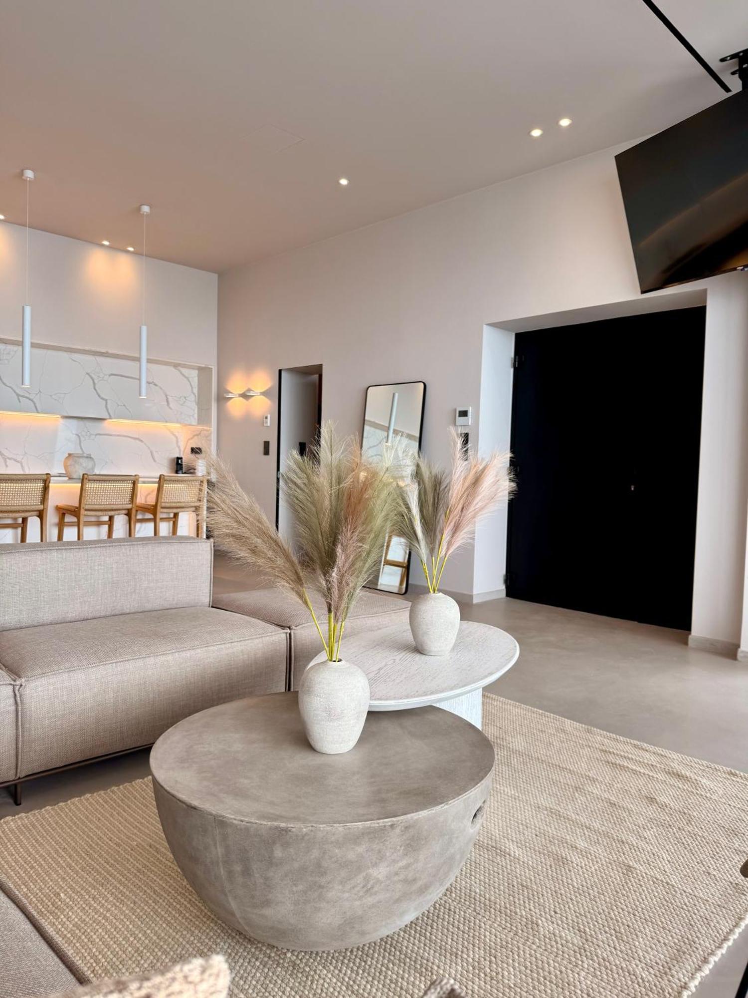 Ellysian Shores Beachfront Villa Glyfa