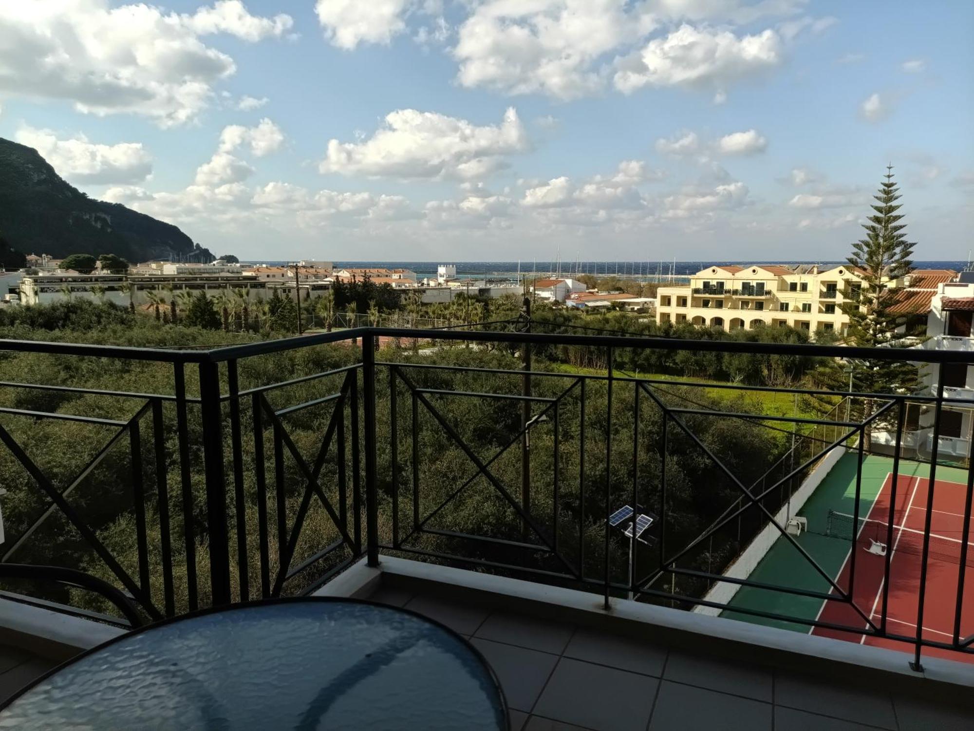 Apartment Sea Breeze