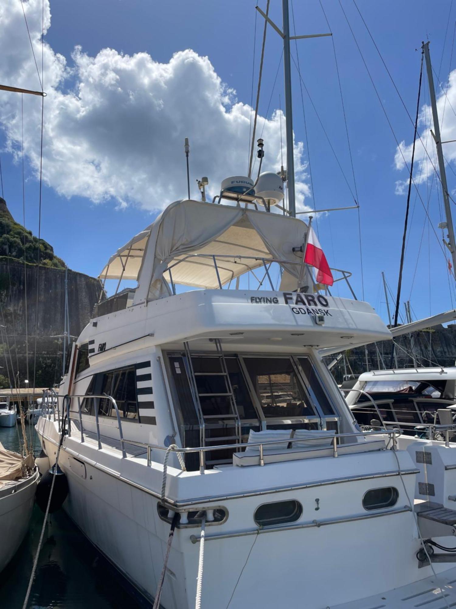 Botel Vintage Yacht *