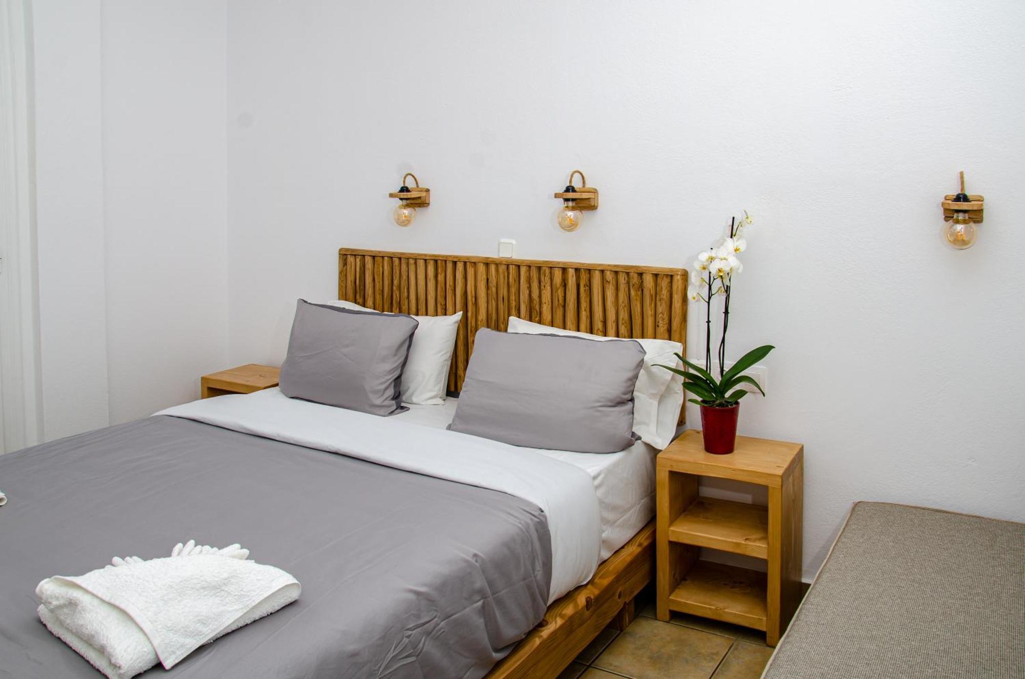 Livadia Aparthotel *