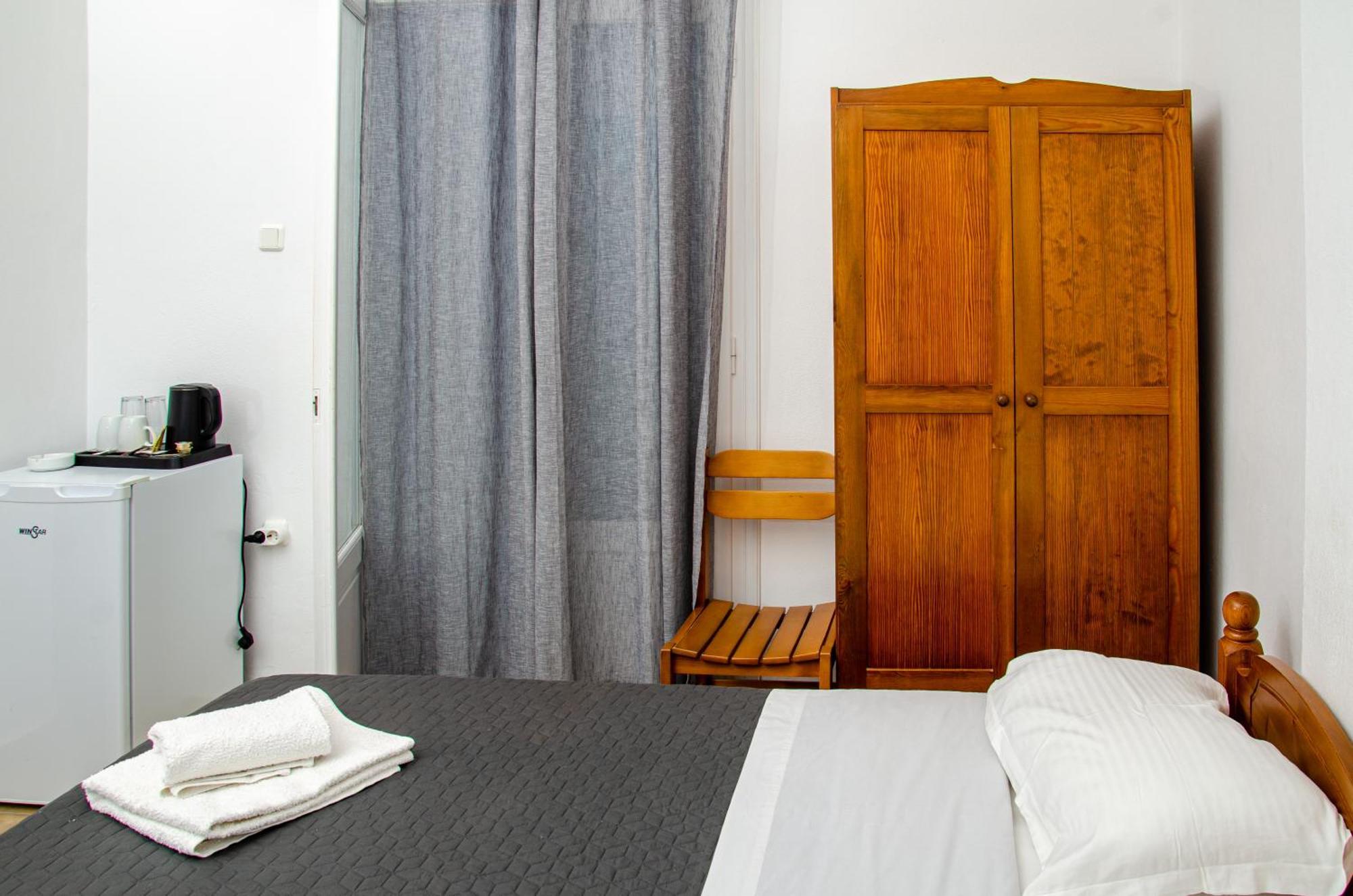 Livadia Aparthotel