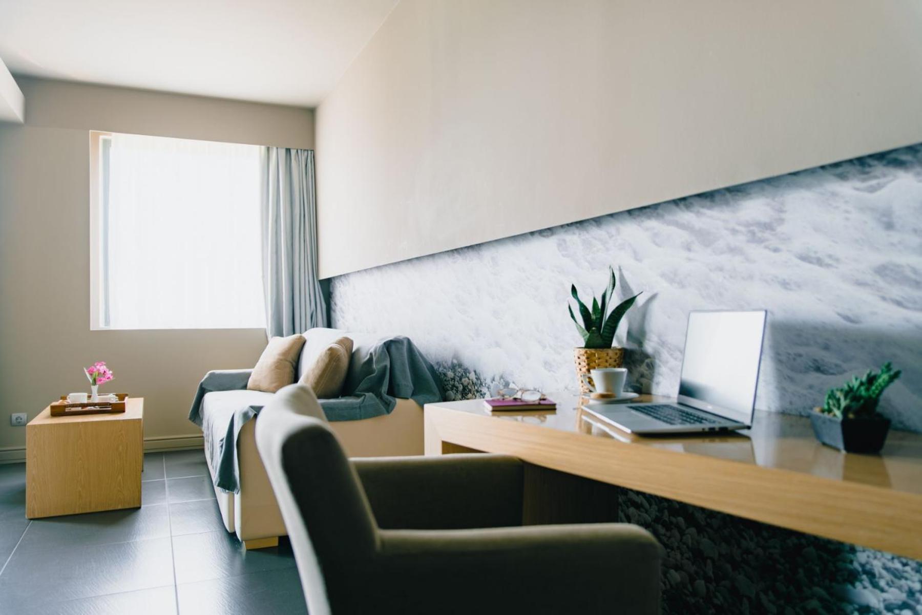Elysion Hotel 5*
