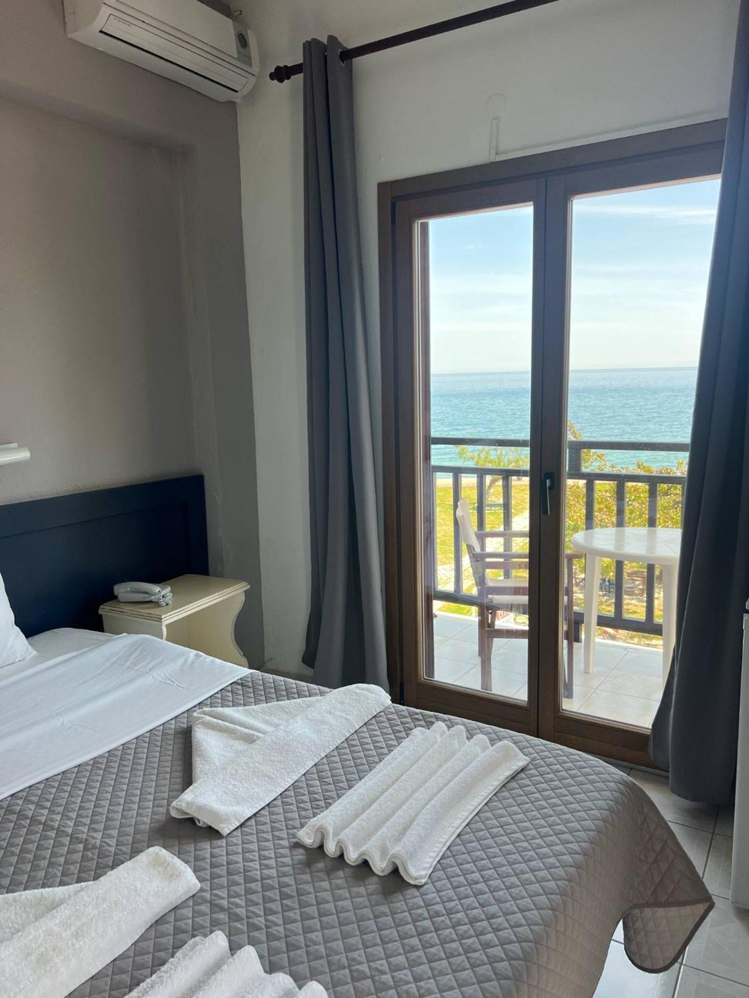 Zefiros Hotel