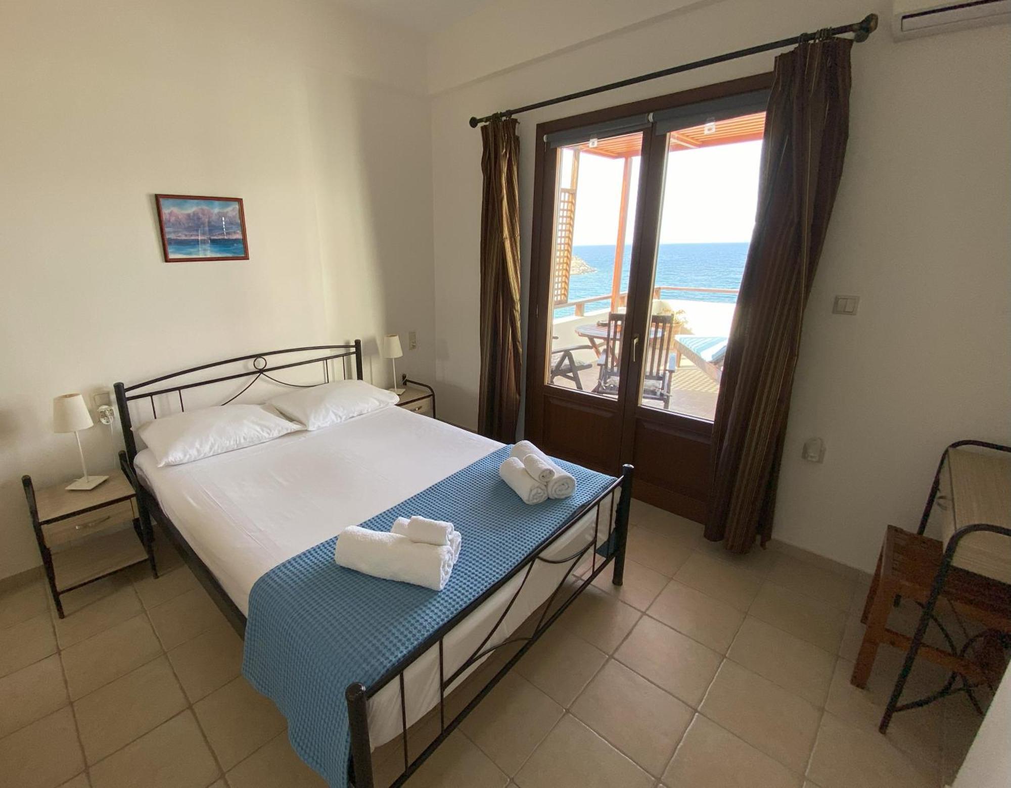 Anemos-halcyon-eirene Villa *