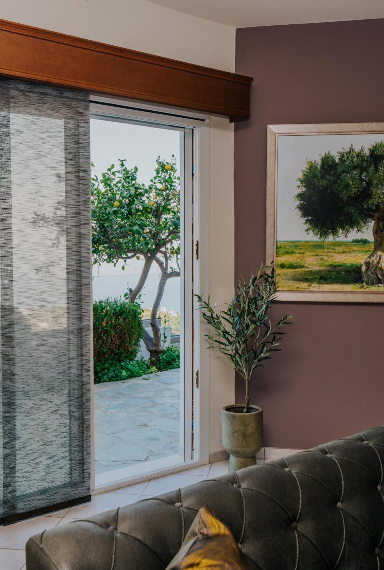 Artemis, Wine Dark Sea Villa Rodhia (Crete)