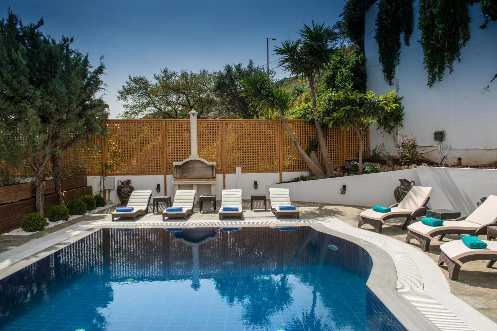 Artemis, Wine Dark Sea Villa Rodhia (Crete)