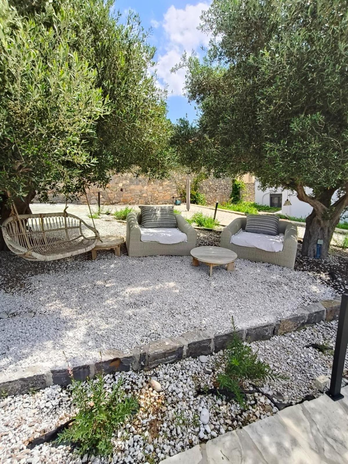 Estee, Luxury With Private Infinity Pool And Jacuzzi Villa Elounda (Crete)