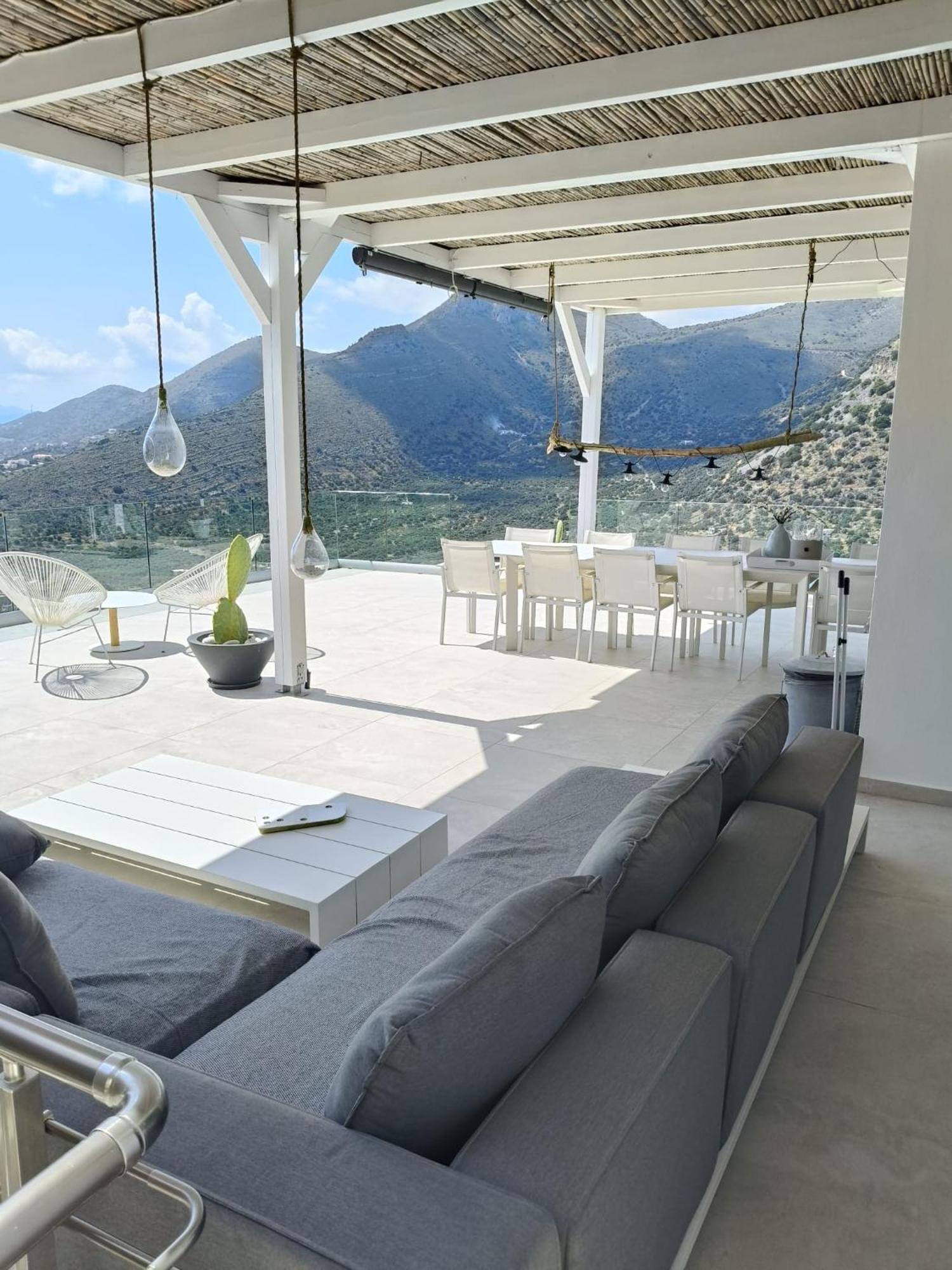 Villa Estee, Luxury With Private Infinity Pool And Jacuzzi Elounda (Crete)