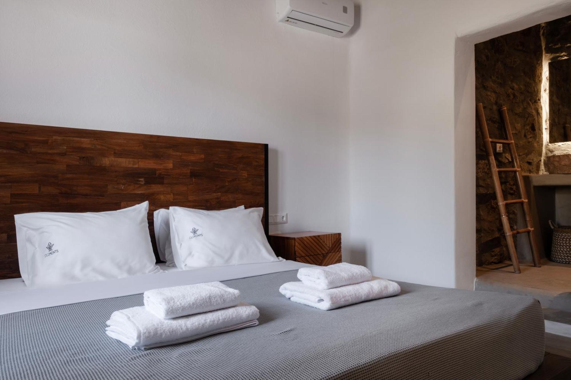 Pure Mykonos Plintri