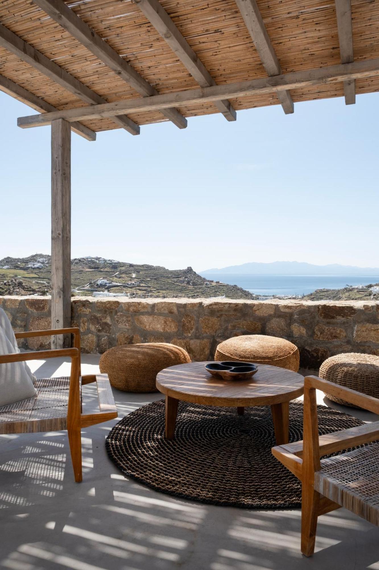 Pure Mykonos Plintri