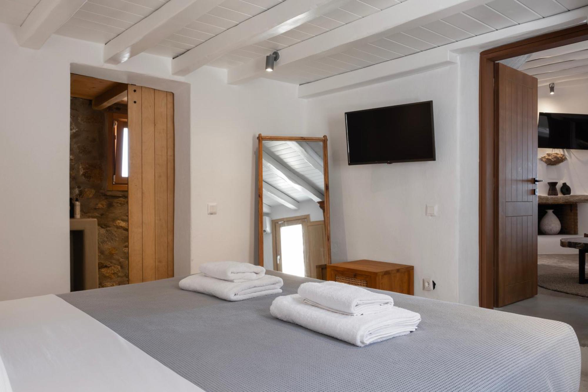 Pure Mykonos * Plintri