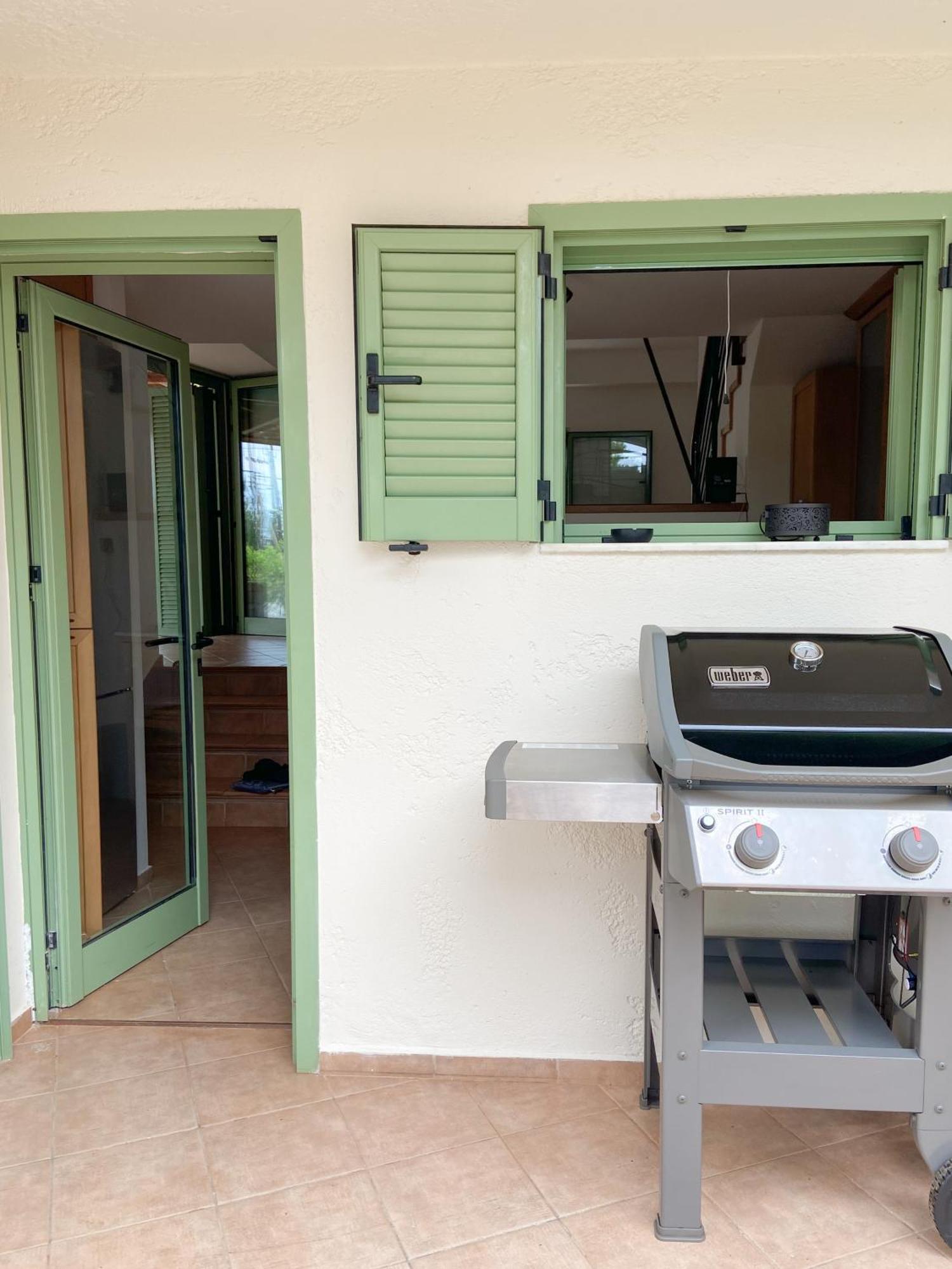 Keronia House Apartment