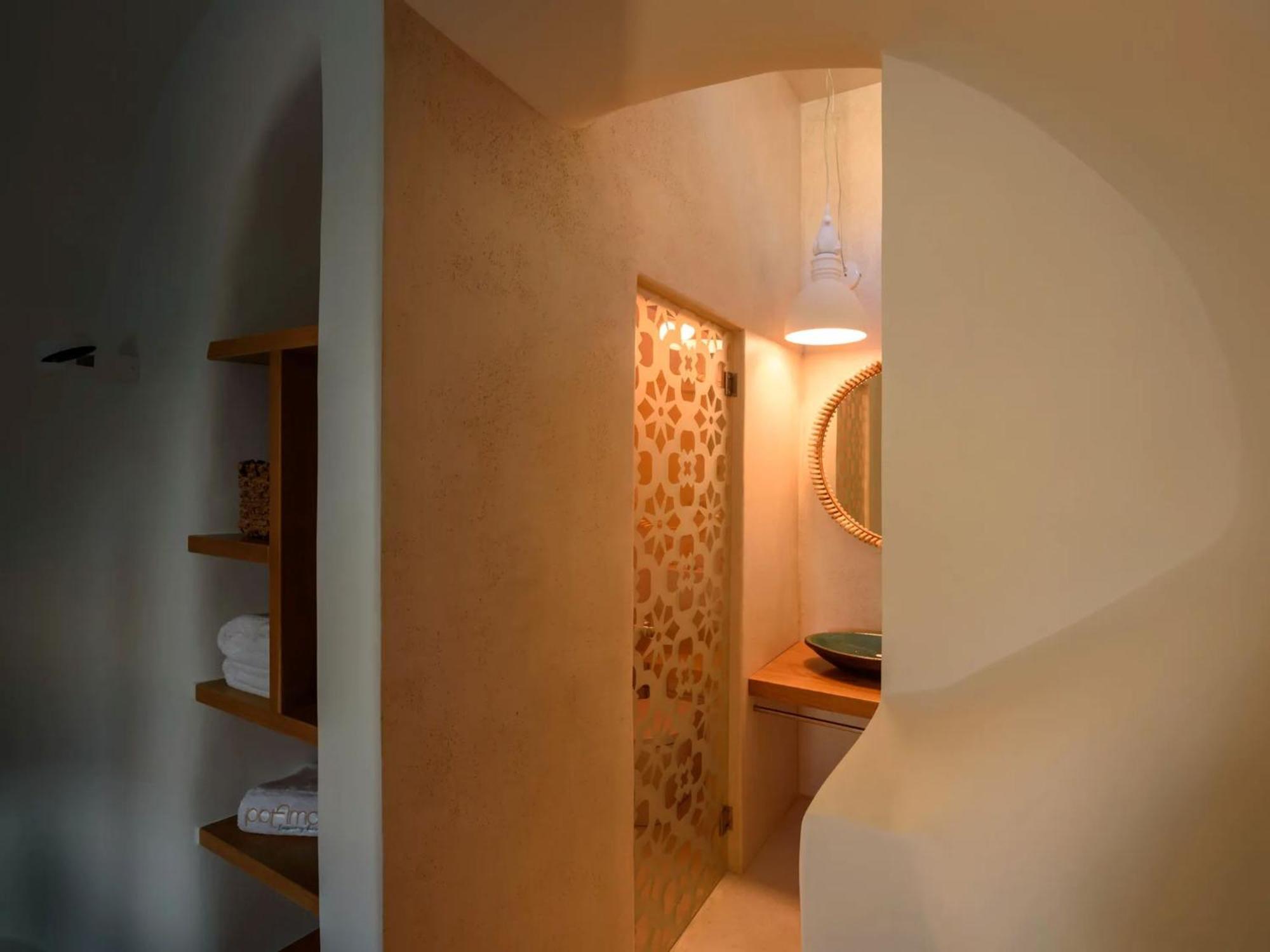 Luxury Santorini Potamos: Private Heated Pool Retreat * Exo Gonia