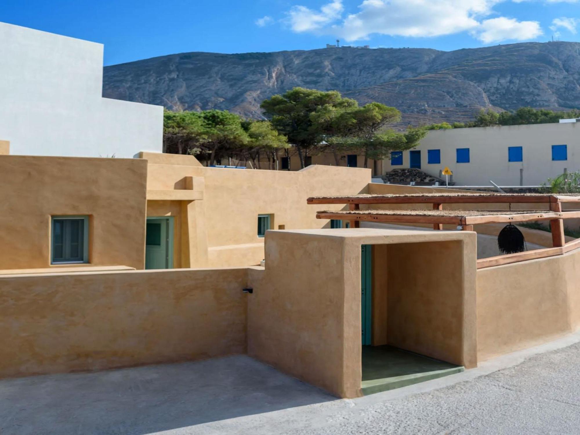 Luxury Santorini Potamos: Private Heated Pool Retreat Villa Exo Gonia
