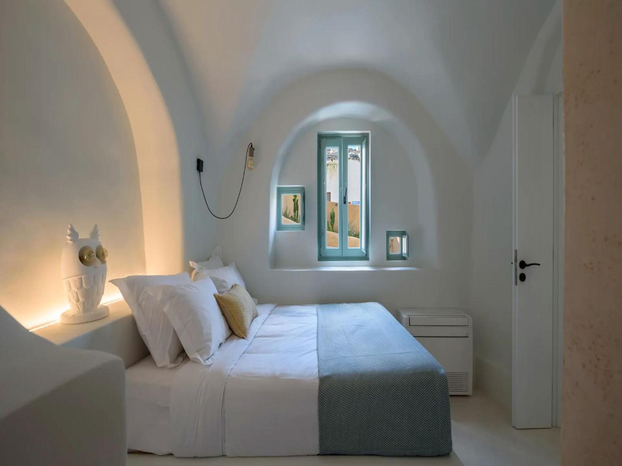 Luxury Santorini Potamos: Private Heated Pool Retreat Villa