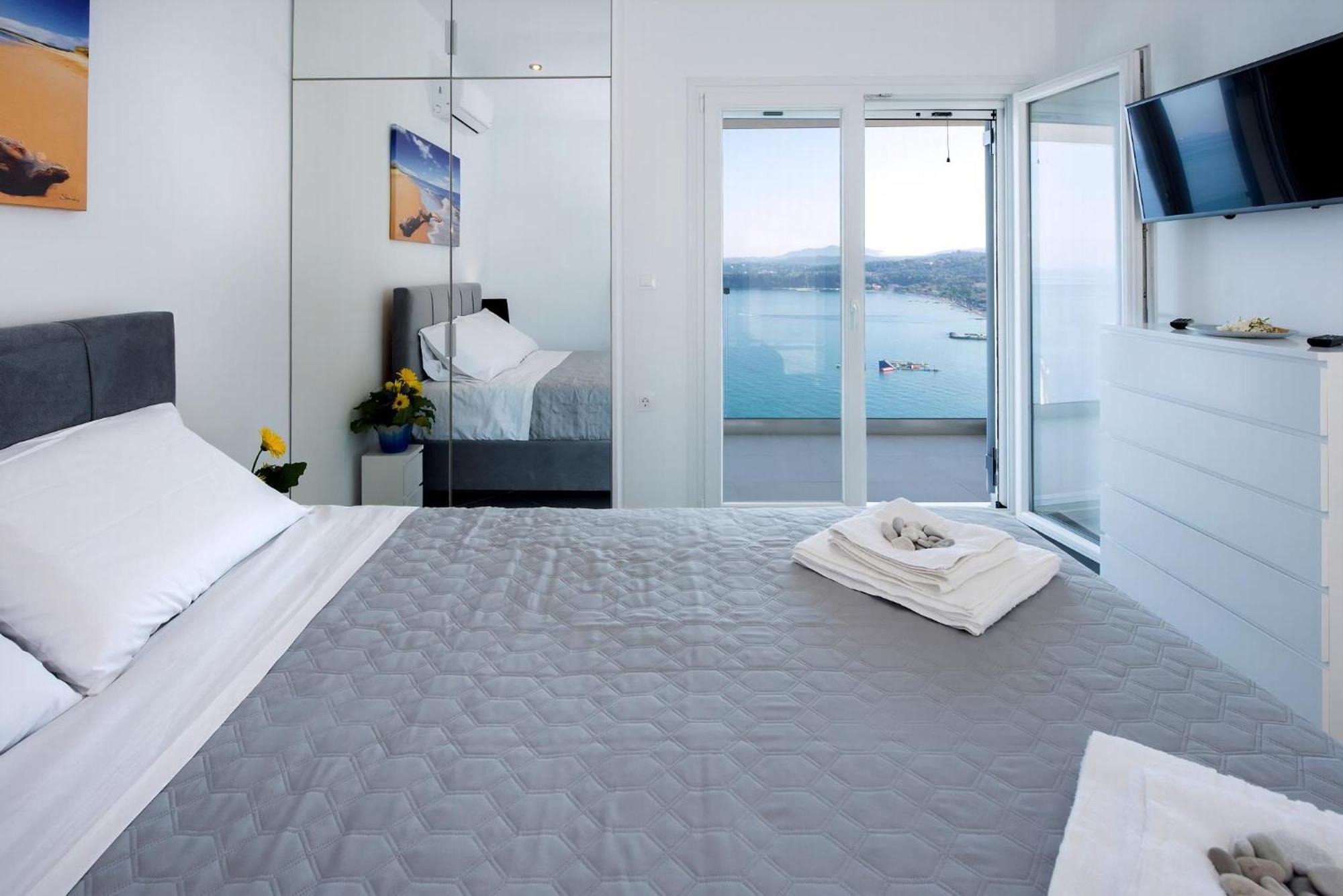 Villa Thea Pyrgi: Seaside Serenity With Private Pool Pyrgi (Corfu)