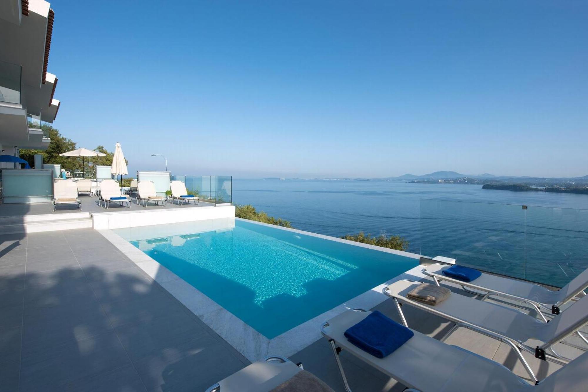 Thea Pyrgi: Seaside Serenity With Private Pool Pyrgi (Corfu)